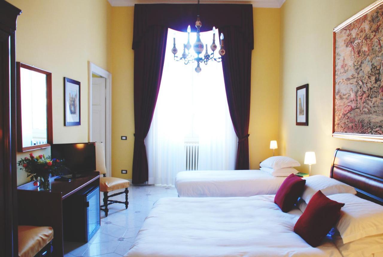 比萨维托瑞欧87号膳宿旅馆 罗马 客房 照片